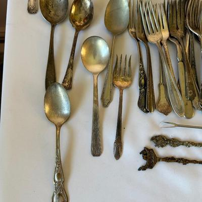 SILVER PLATED FLATWARE MIXED LOT