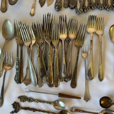 SILVER PLATED FLATWARE MIXED LOT