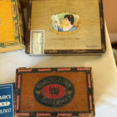 5 VINTAGE CIGAR BOXES AND 2 VINTAGE CLARK’S THREAD BOXES