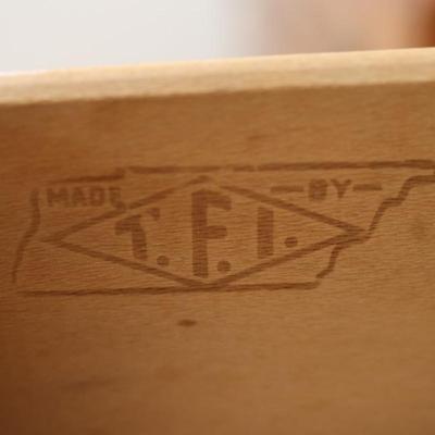 Vintage Thomasville Traditional Chest of Drawers