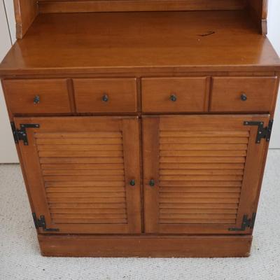Thomasville Maple Shutter Cabinet W/ Bookcase Early American Vintage