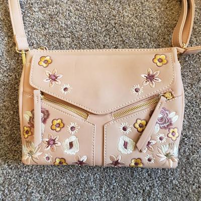 Brahmin Croc Bag & More (GB1-KD)