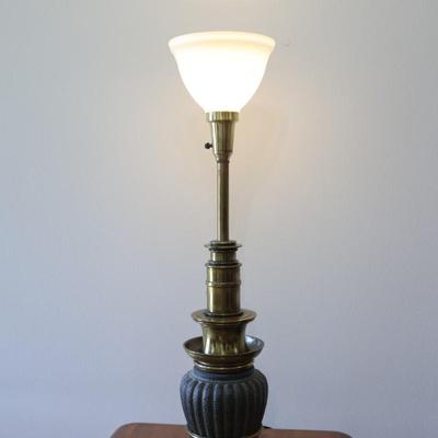 Classical Hollywood Regency Style Brass Table Lamp