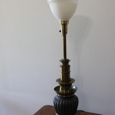 Classical Hollywood Regency Style Brass Table Lamp