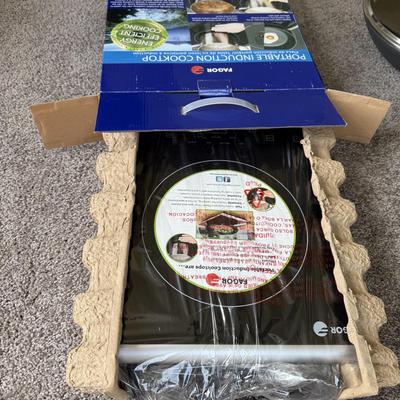 NIB Fagor Portable Induction Cooktop (GB2-BM)