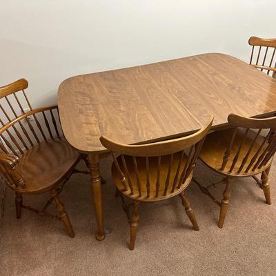 Ethan Allen Maple Dining Set with Six Chairs and One Leaf