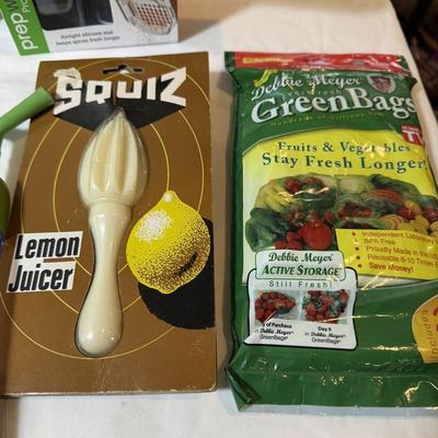 NIB Kitchen Utensils and More (GB2-BM)
