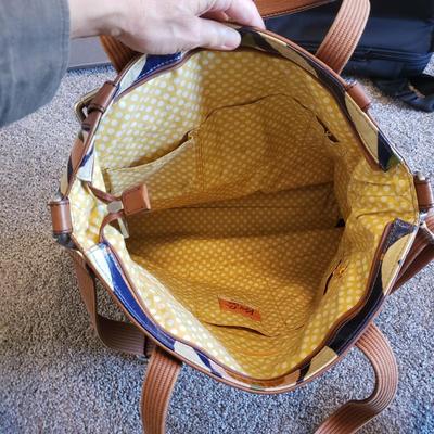 Travel Bags by Tommy Bahama, Fossil & More (GB2-KD)