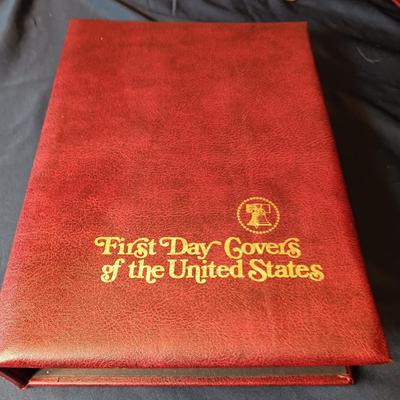 1000's OF FIRST DAY ISSUES & STAMPS (2)