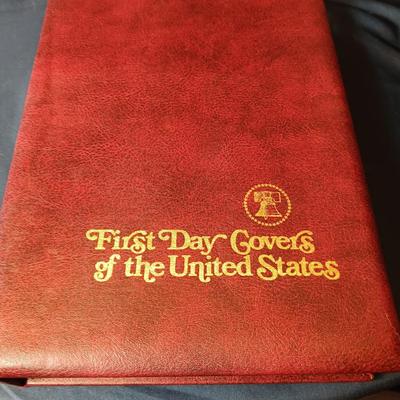 1000's OF FIRST DAY ISSUES & STAMPS (2)