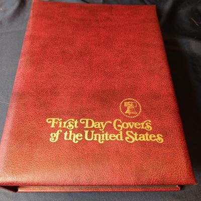 1000's OF FIRST DAY ISSUES & STAMPS (2)