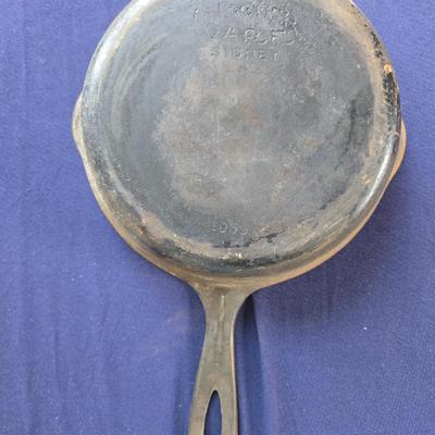 Wagner Ware Sydney Cast Iron 5" Pan
