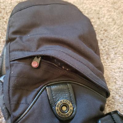 Women's Marmot Windstopper Pants (L), Burton Mittens and Polartec Insulated Pants (GB1-KD)