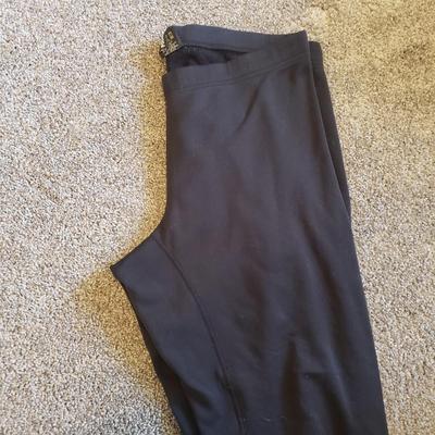 Women's Marmot Windstopper Pants (L), Burton Mittens and Polartec Insulated Pants (GB1-KD)