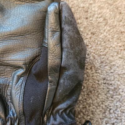 Women's Marmot Windstopper Pants (L), Burton Mittens and Polartec Insulated Pants (GB1-KD)