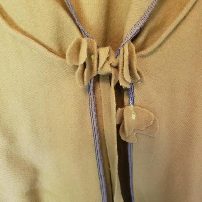 Maralyse Ferree, Eileen Fisher, East 5th Cozy Fleece Jackets and More (GB1-KD)