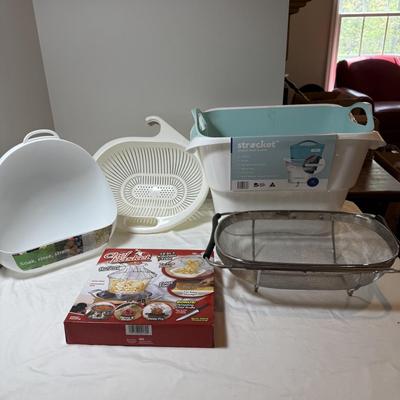 Kitchen Organizers, Strainers and More (LR-BM)