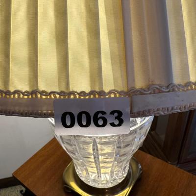 Large Heavy Cut Crystal Ginger Jar Style Lamp Brass Base