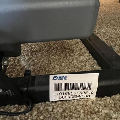 Pride Mobility Power Lift Assist Recliner Chair