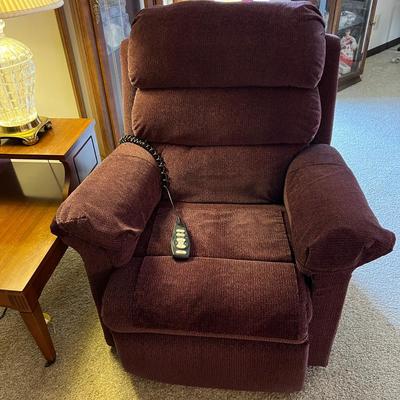 Pride Mobility Power Lift Assist Recliner Chair