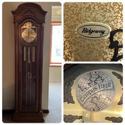 Vintage Ridgeway Tempus Fugit Grandfather Clock