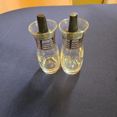 Vintage unmarked Pyrex Shakers