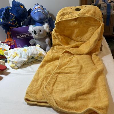 Baby Items: Toys, Stuffies and More (D-BM)
