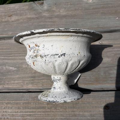 Six Metal Planters (L-KD)