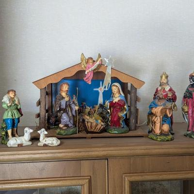 Vintage Made In Japan Nativity Set (LR)
