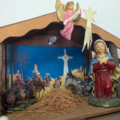 Vintage Made In Japan Nativity Set (LR)