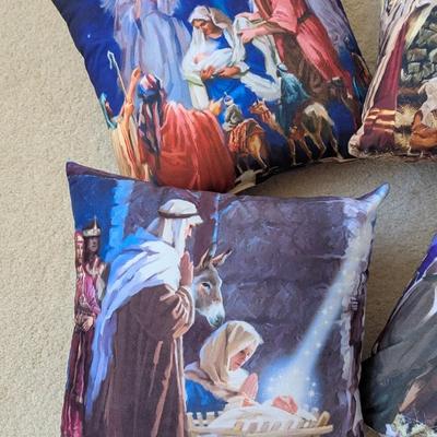 Christmas Nativity Throw Pillows (FD)
