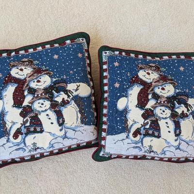 Riverdale Accents Snowmen Tapestry Throw Pillows (FD)