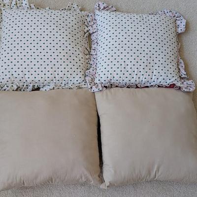 Holiday Snowmen & Santa Throw Pillows (FD)