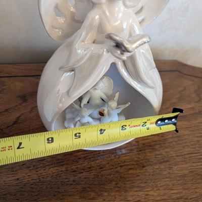 Apple Tree Designs Lighted Hark The Herald Angels Sing Ceramic White (DR)