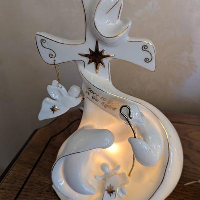 Apple Tree Designs Lighted Nativity Scene Ceramic White (DR)