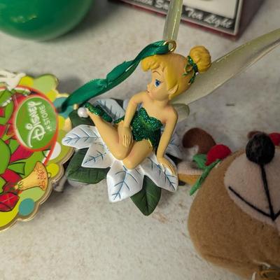 Holiday Christmas Decorations (G)
