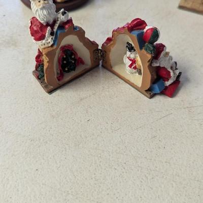 Holiday Christmas Decorations Music Box Trinket Boxes Resin/Ceramic Figures (G)
