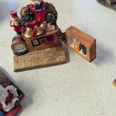 Holiday Christmas Decorations Music Box Trinket Boxes Resin/Ceramic Figures (G)