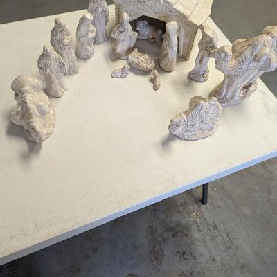 Hand Made Ceramic Nativity Scene (G)