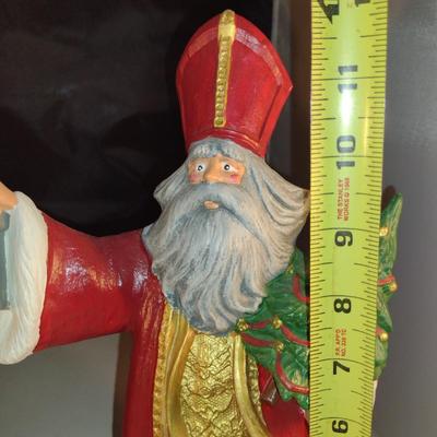 Collection of Santa Figurines (Set #1)