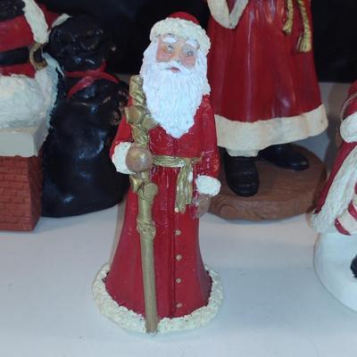 Collection of Santa Figurines (Set #4)