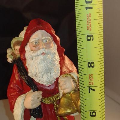 Collection of Santa Figurines (Set #4)