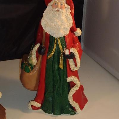 Collection of Santa Figurines (Set #4)