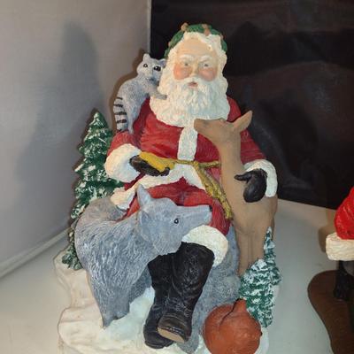 Pair of Santa Figurines (Set #5)
