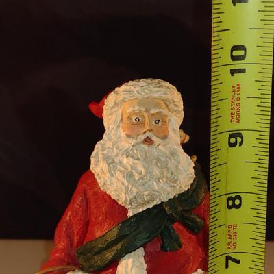 Collection of Santa Figurines (Set #7)