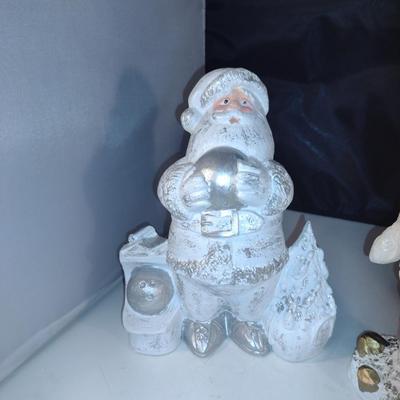 Collection of Santa Figurines (Set #10)