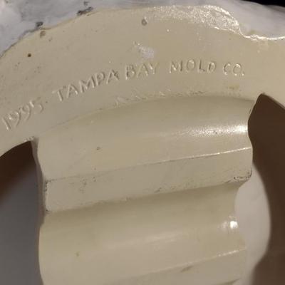 Tampa Bay Mold Co. Two Piece Ceramic Light Up Winter Decoration