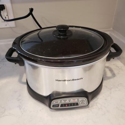 Black & Decker Blender, Hamilton Beach Crockpot and Primula Kettle (K-KD)
