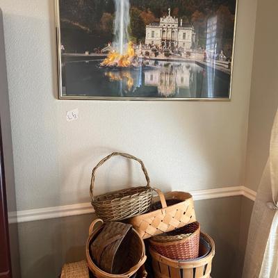 Trunk, Wicker baskets, Bar stool