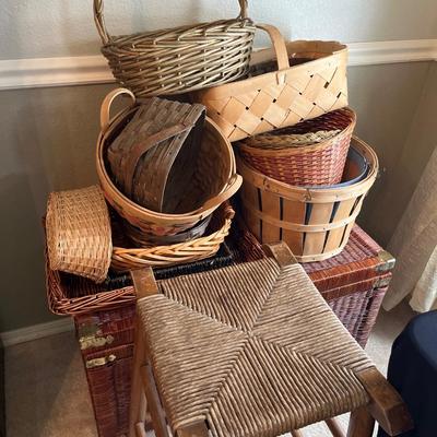 Trunk, Wicker baskets, Bar stool